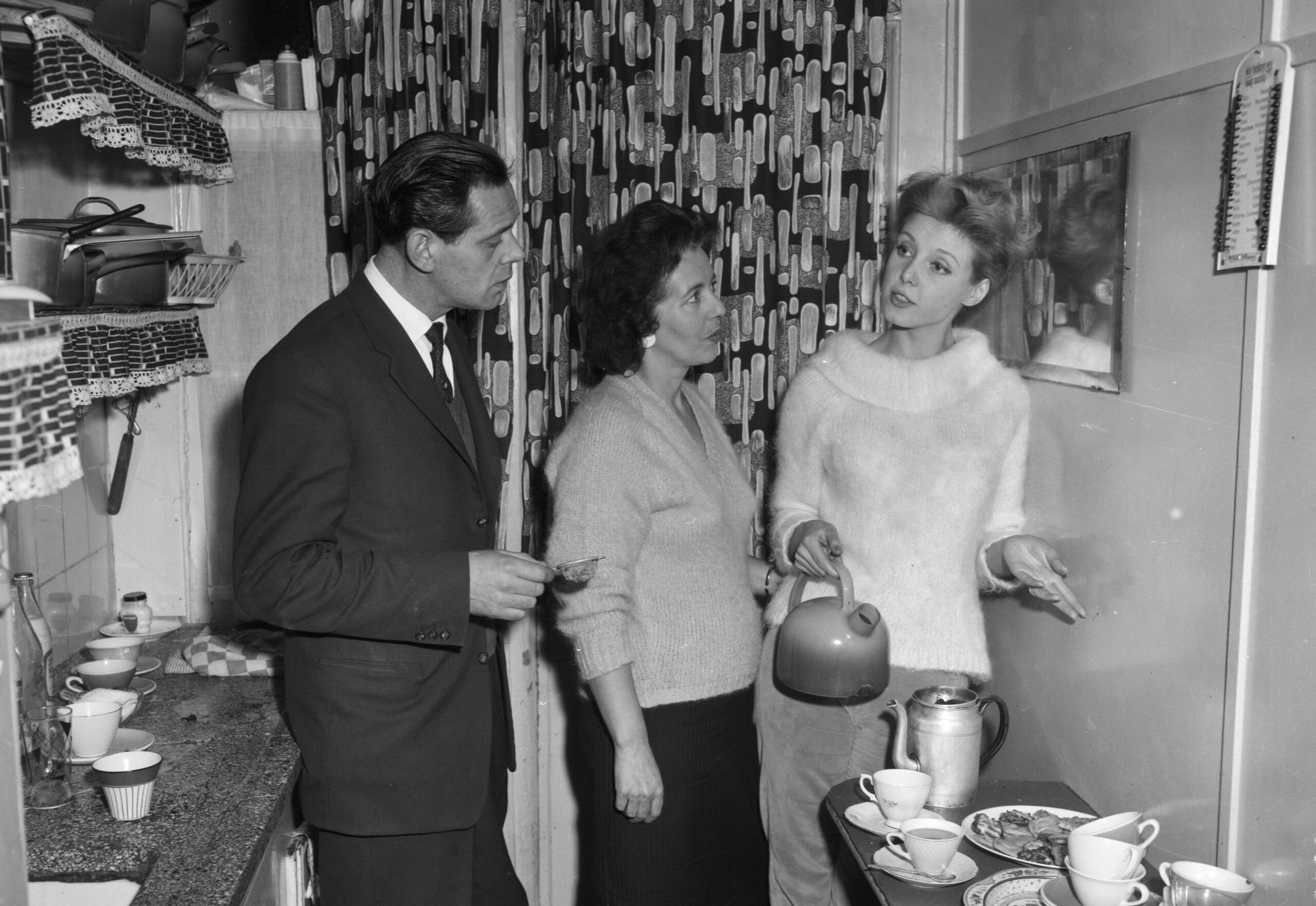 Cooking the Past(a)